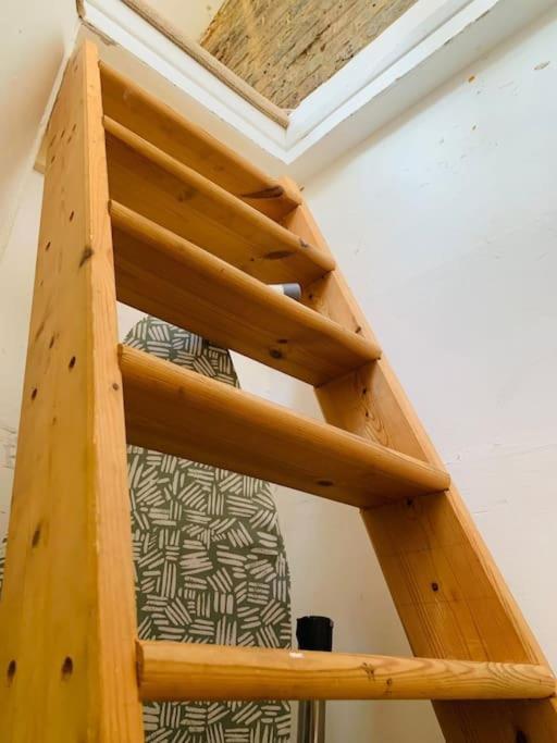 Funky 2 Bedroom Apartment In Town Centre Hastings Bagian luar foto