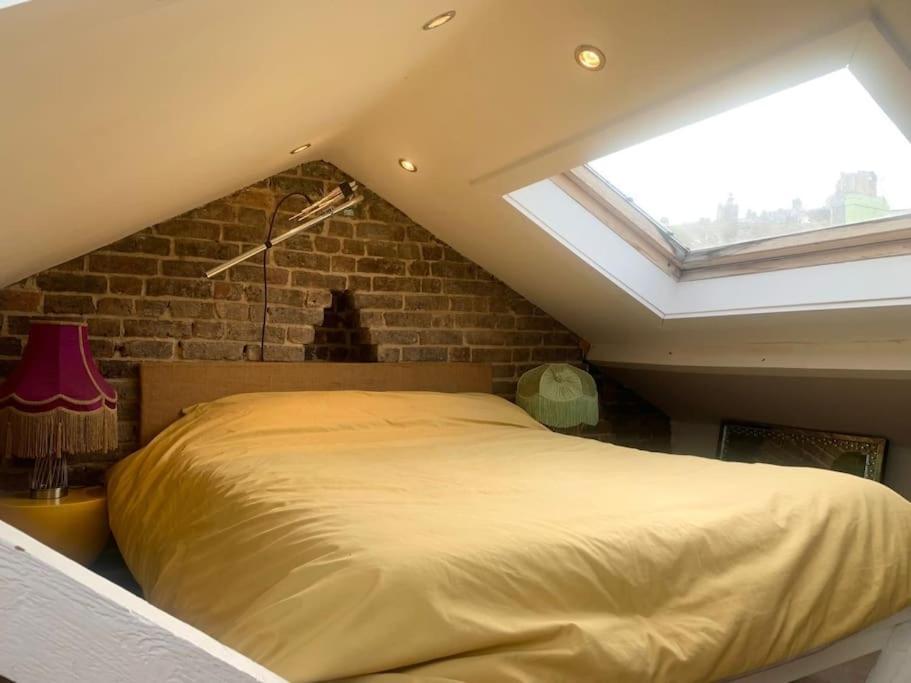 Funky 2 Bedroom Apartment In Town Centre Hastings Bagian luar foto